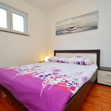 Apartment Ante-2 By Interhome Бродариця Екстер'єр фото