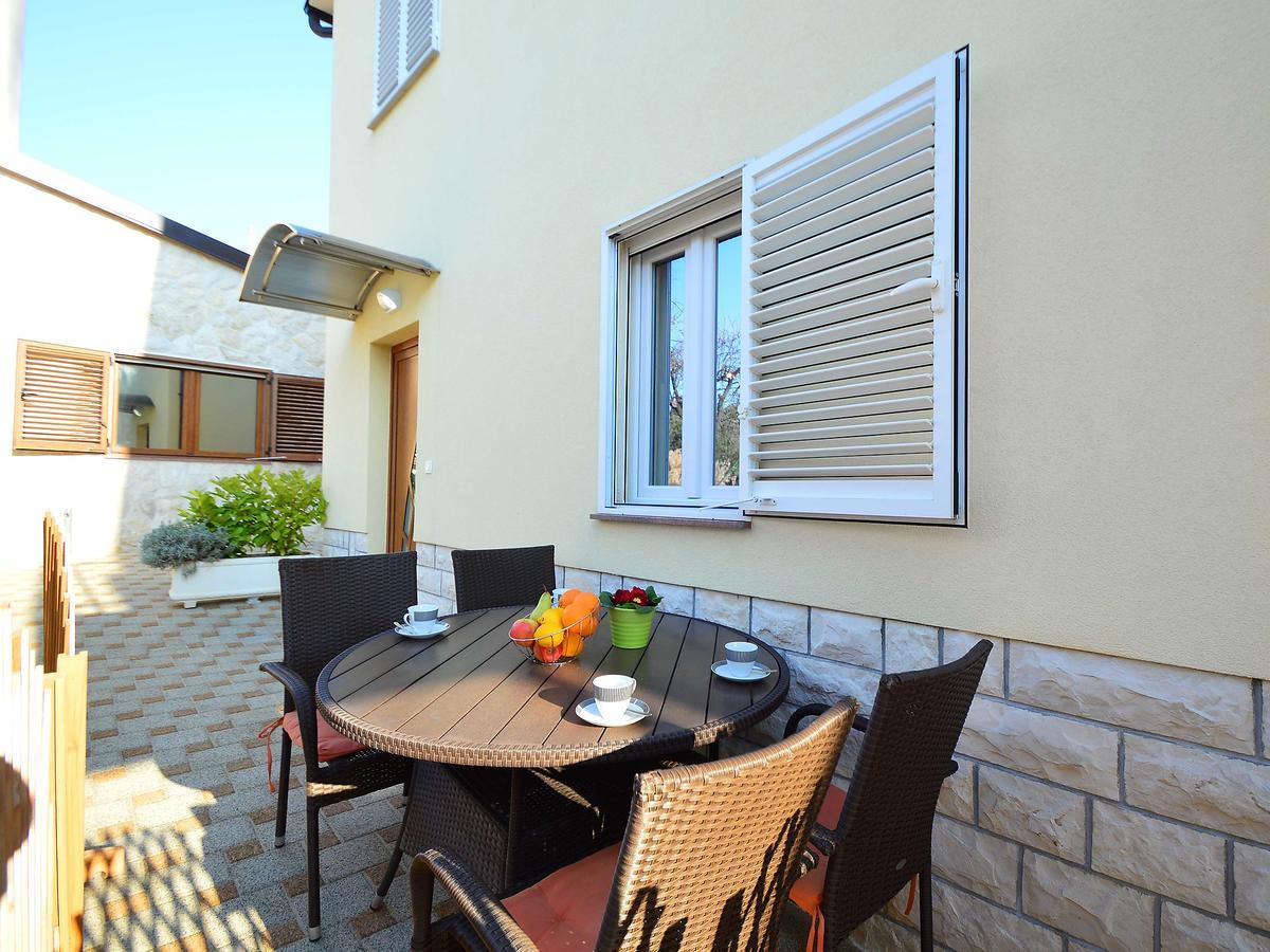Apartment Ante-2 By Interhome Бродариця Екстер'єр фото